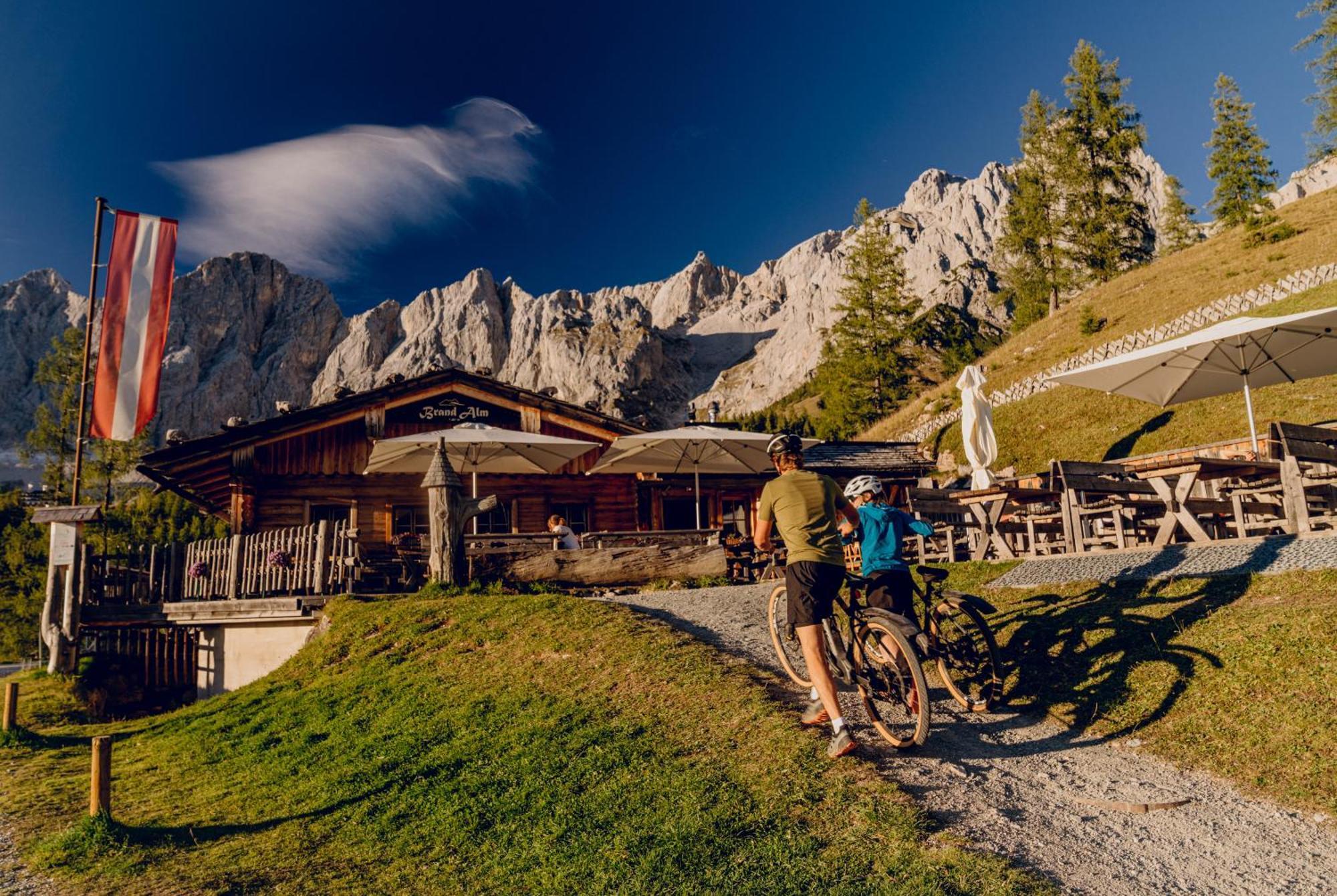 Brandhof - Chalet Am Berg Ramsau am Dachstein Exterior foto